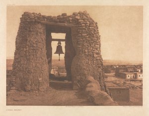 Portfolio XVI, deska 564: Zvonice Acoma od Edward S. Curtis
